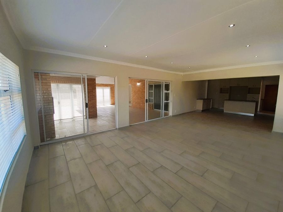 3 Bedroom Property for Sale in Paradise Beach Eastern Cape